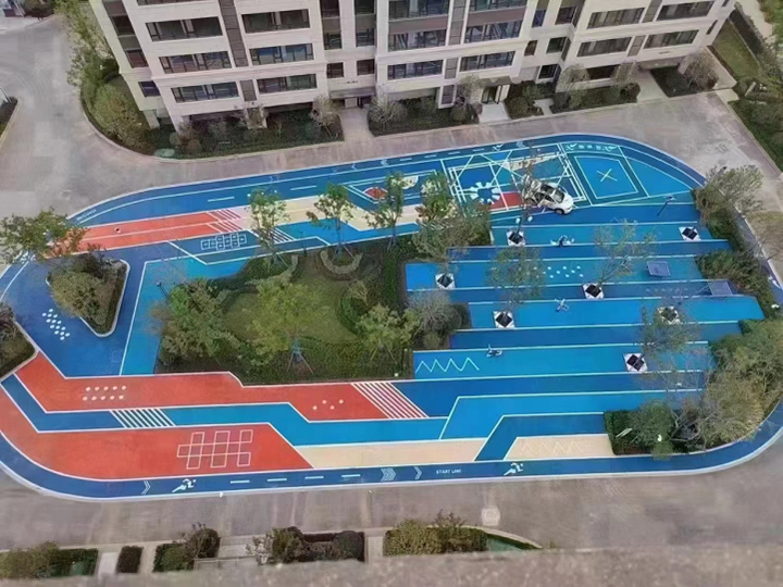 西安灞桥区儿童乐园---聚氨酯改色